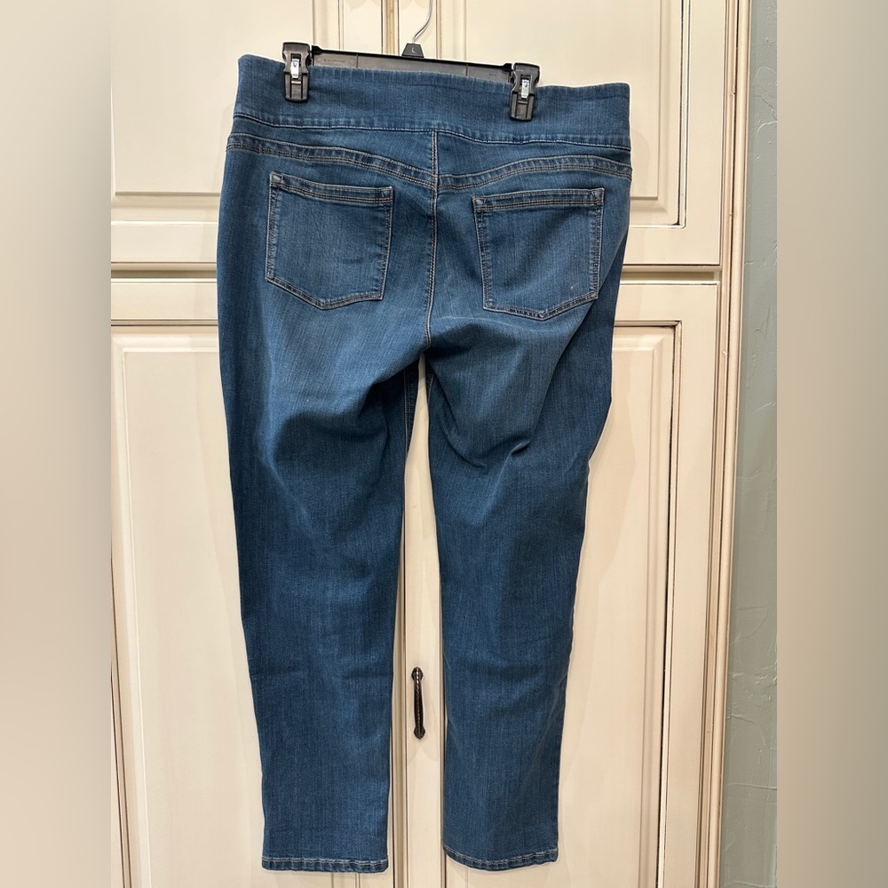 Classic Slip On Blue Women's Jeans - Picture 3 of 5